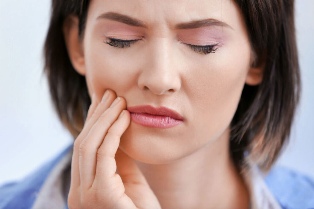 Women Suffering from toothache